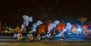 마라케시 출발) 왕복 교통편이 포함된 판타지아 1001 나이트 디너쇼
