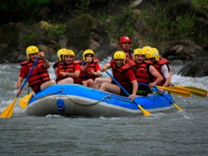 마나도 니망가강 래프팅 (마나도 시내 호텔 왕복 픽업 제공)