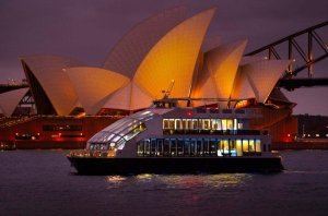 [특가할인] 시드니 클리어뷰 디너크루즈 (4코스디너 & 페어링 와인)