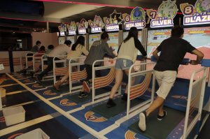 도쿄 조이폴리스 실내 놀이공원 