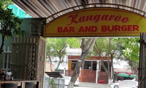 캥거루 바 & 버거