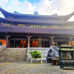 (한국어가이드) 닌빈 짱안 + 바이딘 사원 + 항무아 단독 투어 / 하노이 출발