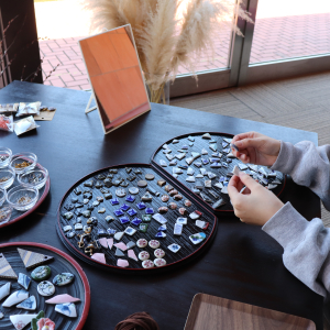 [사가현] 히루젠 도자기원의 도기로 만드는 액세서리 체험! (미술관, 정원 입장료 포함)