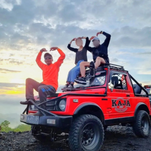 (한국어가이드) 발리 바투르산 일출 지프 + 블랙라바 + 스윙 단독 투어