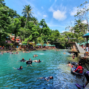 에메랄드 빛 계곡에서 즐기는 말룸파티 