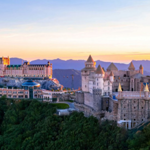 [다낭] 실속 바나힐 야간 입장권 왕복차량 (최대 8시간, 공항드랍 가능)